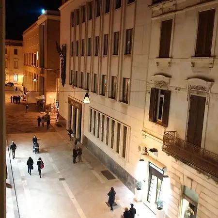 Degli Artisti *
