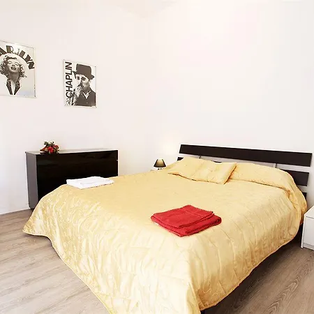 Degli Artisti Lecce