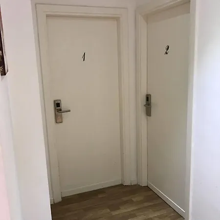 Degli Artisti *