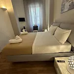 Degli Artisti 3* Lecce