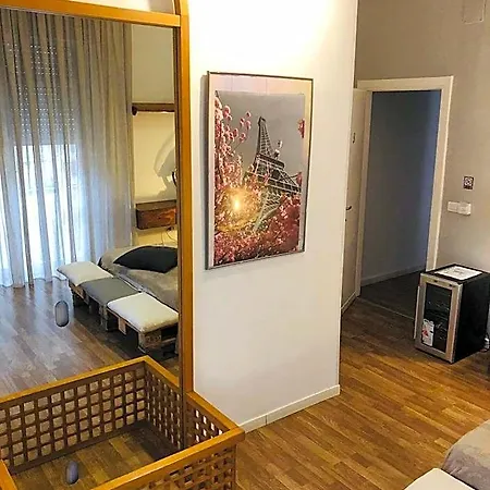 Degli Artisti 3*