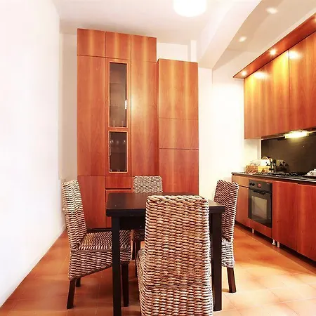 Bed & Breakfast Degli Artisti 3*