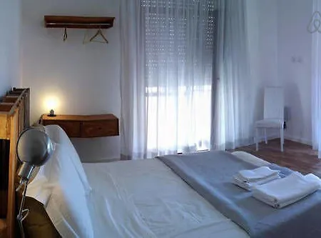 Degli Artisti B&B 레체