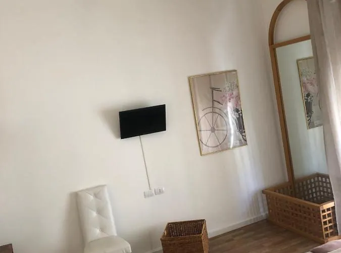 Degli Artisti B&B 3*
