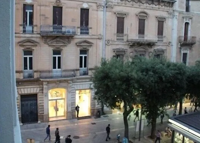 Degli Artisti 3*