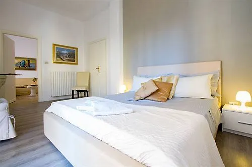 Degli Artisti B&B 3*