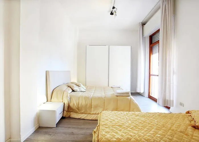 فندق مبيت وإفطار Degli Artisti 3*